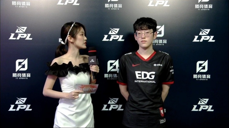 构成了直接 构成了直接