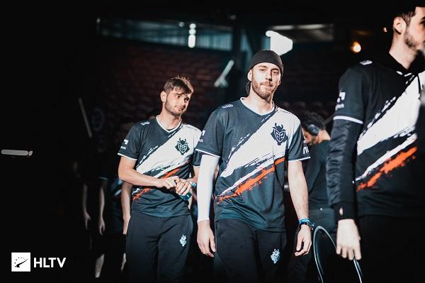 他们继续稳 他们继续稳